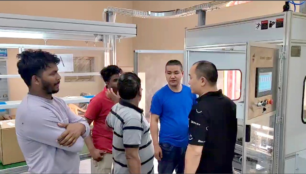 沙特阿拉伯客戶（MCB自動(dòng)化生產(chǎn)線現(xiàn)場(chǎng)安裝視頻）
